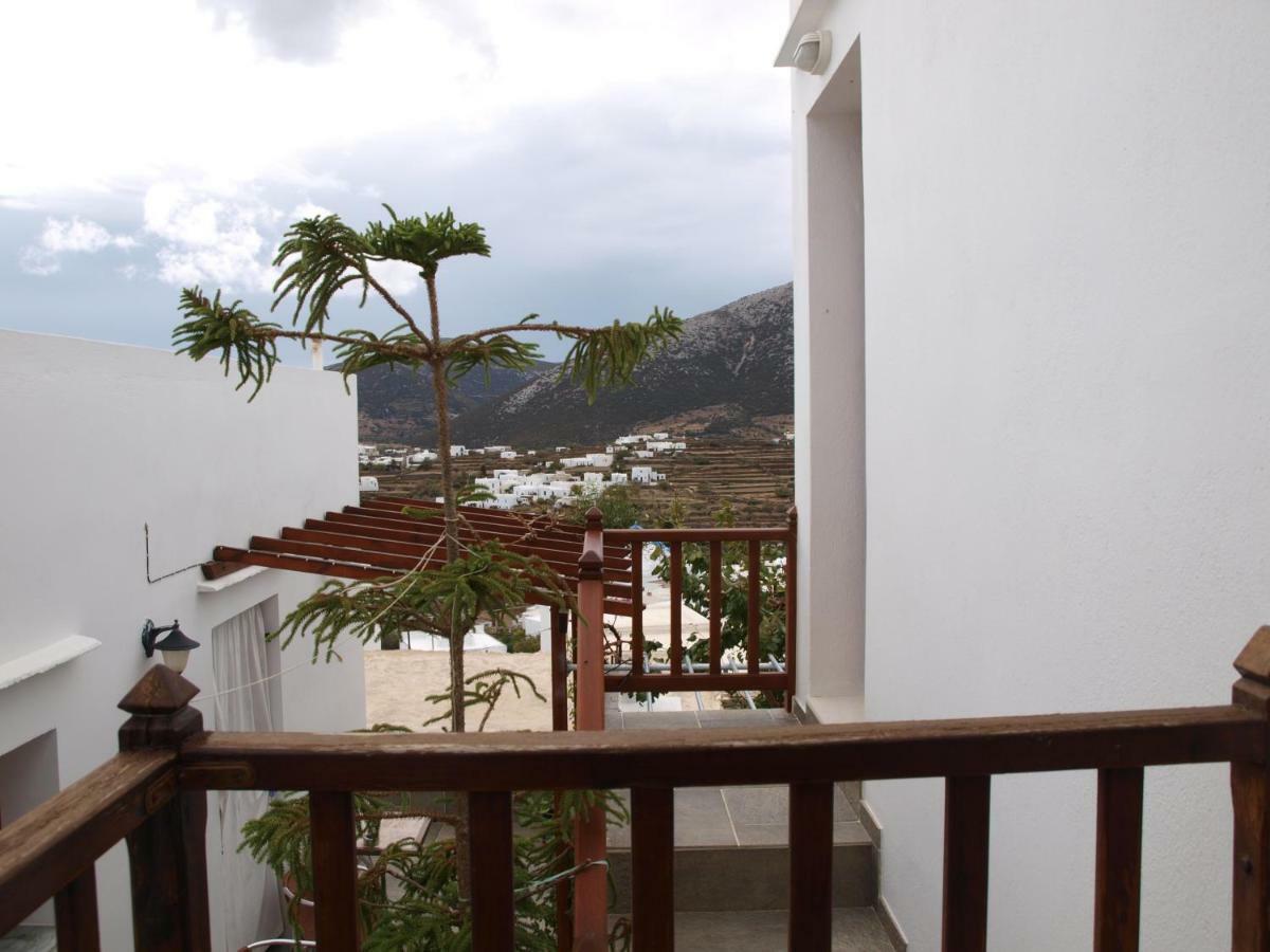 Batika Rooms Artemonas Exterior foto