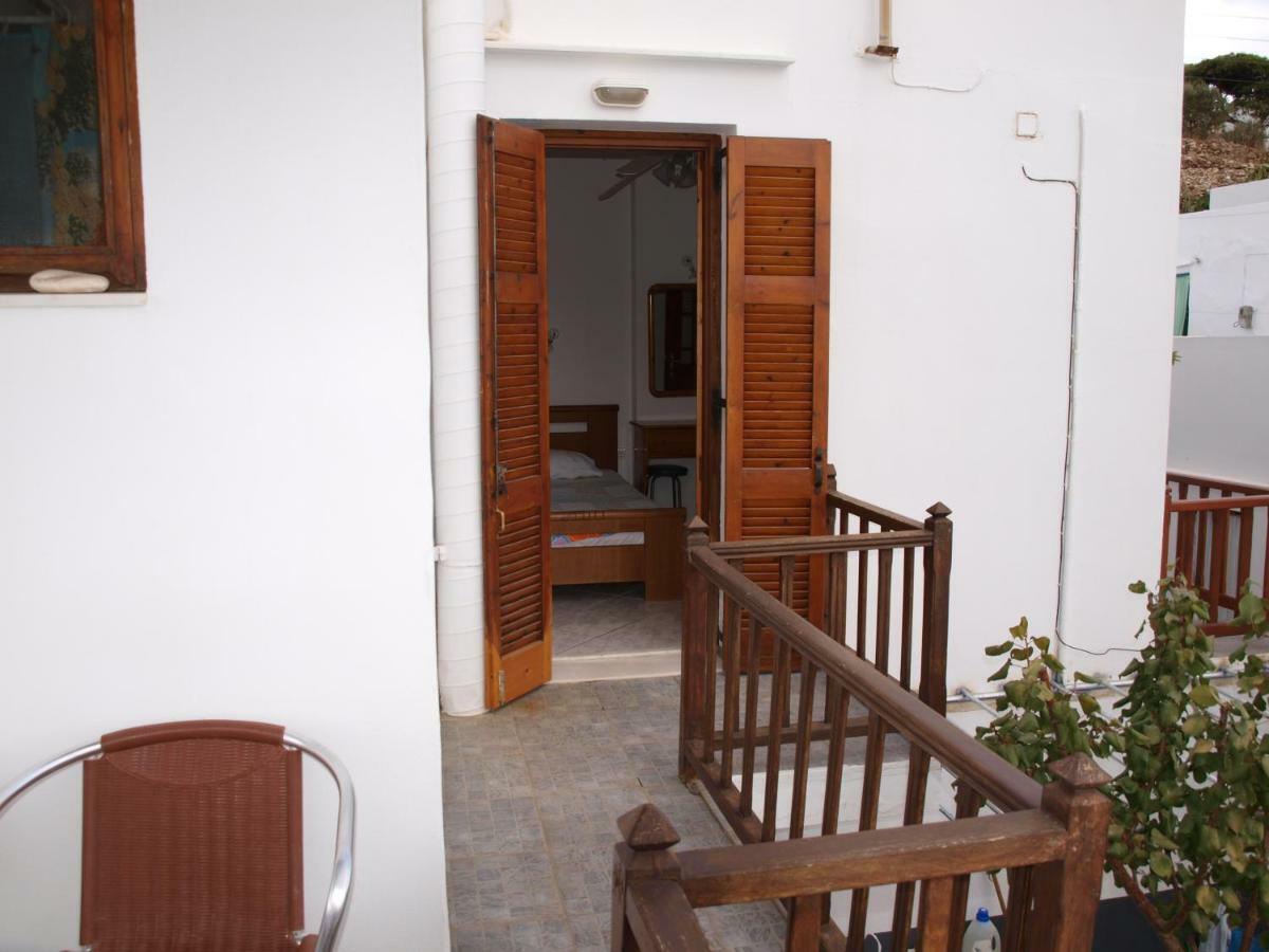 Batika Rooms Artemonas Exterior foto